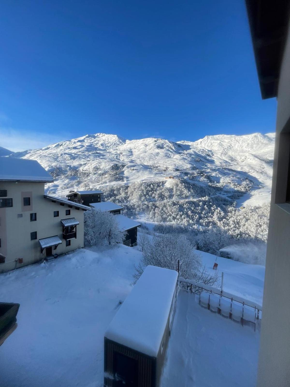 Ho36 Les Menuires Hotel Buitenkant foto
