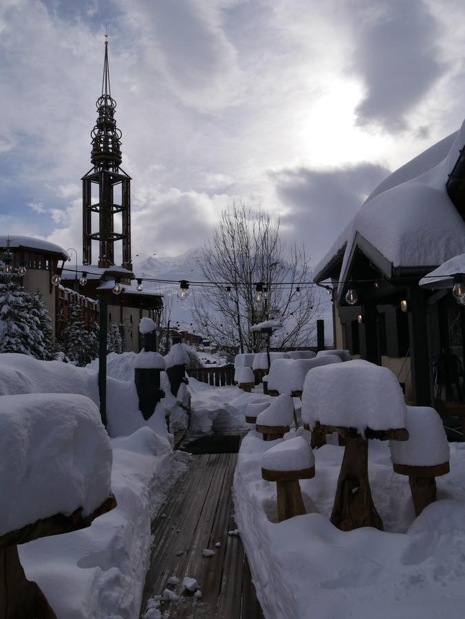Ho36 Les Menuires Hotel Buitenkant foto